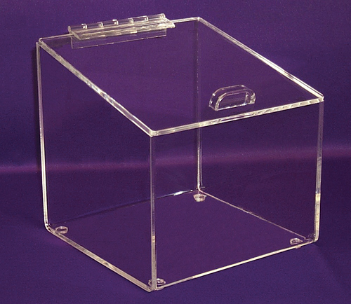 Angled Acrylic Boxes with Hinged Lid.         Categ  16-90
